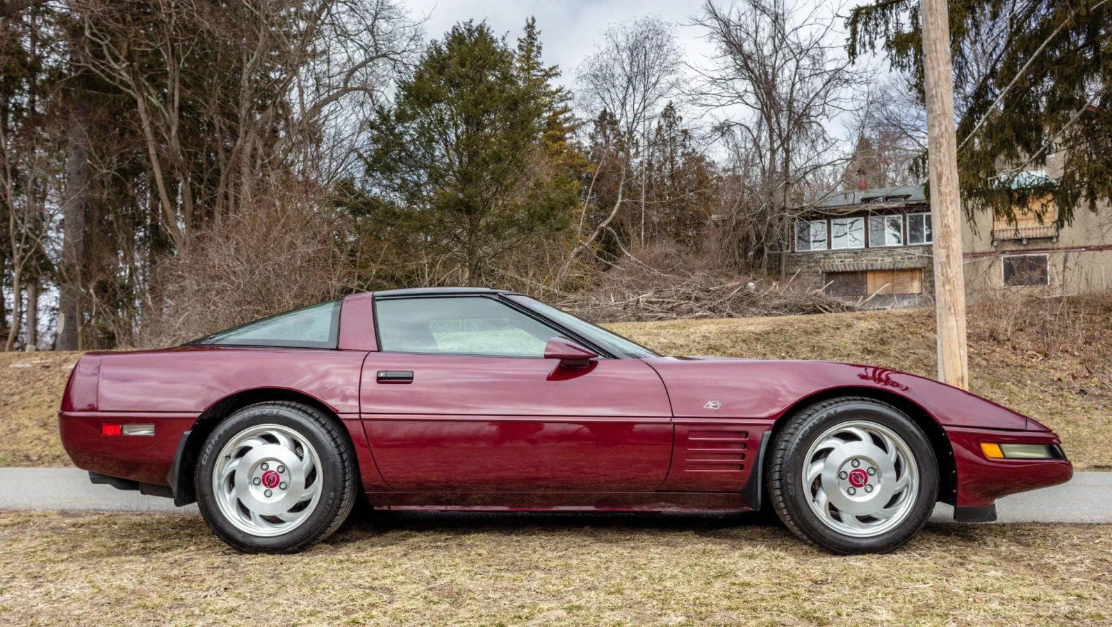 Click to Enlarge-Esc to Close Corvette Generations/C4/C4 1993 Right 40th Annv.webp
